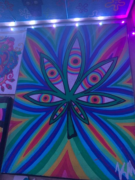 2022 Trippy Drawing Ideas Easy Led Lights, Glow In The Dark Paint Ideas Canvas, Hippy Art Aesthetic, Alt Painting Ideas, Paint Marker Art Ideas Easy, Trippy Designs Pattern, Trippy Wall Paintings Bedroom, Trippy Cartoon Painting Ideas, Trippy Hippy Painting Ideas