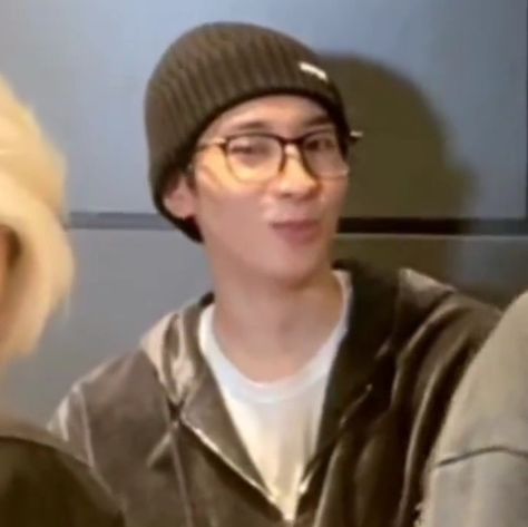 #wonwoo #svt #seventeen #reactionpic #meme Wonwoo Funny Icon, Svt Icons Funny, Korean Funny Faces, Wonwoo Reaction Pic, Svt Funny Pictures, Wonwoo Laughing, Svt Wonwoo Wallpaper, Svt Reaction Pics, Seventeen Funny Pictures