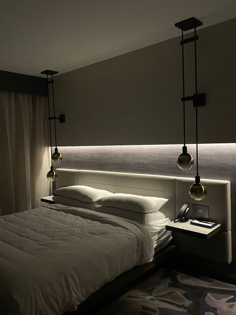 Luxury Hotel Room Aesthetic, Marriott Hotels Rooms, Luxury Hotel Room, Marriott Bonvoy, Marriott Hotel, Modern Luxury Bedroom, Marriott Hotels, Luxury Bedroom, Aesthetic Travel