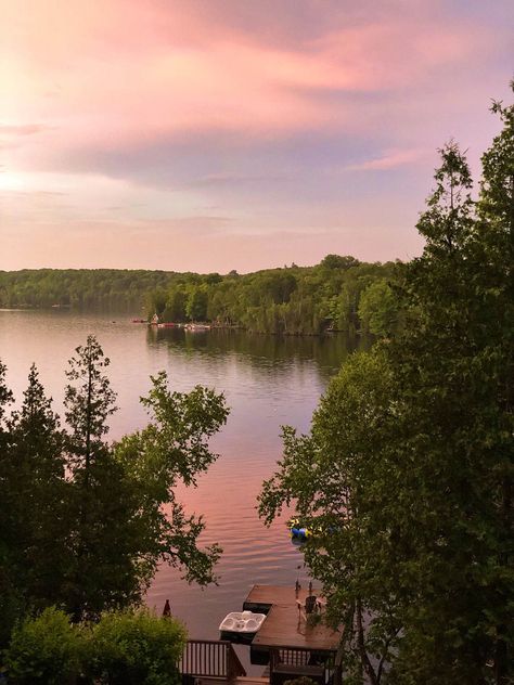 Nature, Michigan Lake House Cottages, Canadian Cottage Aesthetic, Cottage Weekend Aesthetic, Canadian Summer Aesthetic, Granola Cowgirl, Cottage Ontario, Country Summer Aesthetic, Canadian Aesthetic