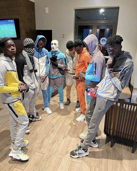 Gang Drip, Nike Tech Fleece Outfit Men, Nike Tech Fleece Men, Tech Nike, Nike Tech Tracksuit, Tech Outfit, Blue Tracksuit, Fleece Outfit, Drippy Outfit