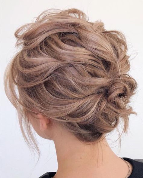 Textured Updo Short Hair, Short Bridesmaid Updo, Short Hair Loose Updo, Loose Updo Short Hair, Short Hair Wedding Updo Bridesmaid, Updo Hair Styles For Short Hair, Chin Length Wedding Hairstyles, Hairstyles For Layered Hair Updo, Short Hair Formal Updo