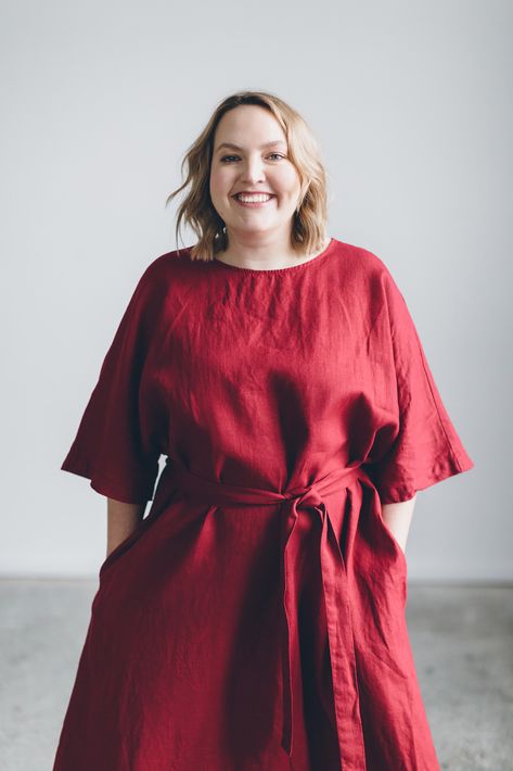 plus size linen dress @linenfox Linen Dress Plus Size, Casual Linen Summer Dresses, Plus Size Linen Outfits, Linen Clothes Plus Size, Linen Dresses Plus Size, Plus Size Linen Dress, Fall Weekend Outfits, Neon Prom Dresses, Casual Wedding Attire