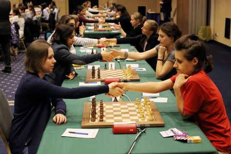 Women Playing Chess, Chess Room, Chess Championship, Pose Inspiration, Chess Players, European Women, Chess Game, Hotel Room, Chess Board