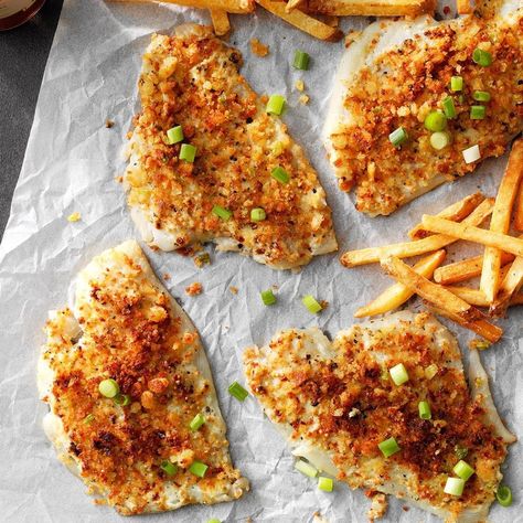 Looking for a low-carb supper that’s ready in a hurry? These buttery sole fillets have just a dab of rich sauce and are topped with toasty bread crumbs. —Taste of Home Test Kitchen Sole Fish Recipes, Sole Recipe, Sole Recipes, Sole Fish, Summer Lunches, Air Fryer Fish, Popcorn Shrimp, Crispy Fry, Cod Recipes