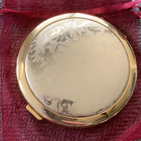 New, Gift Able Gold Compact With 2 Mirrors, Comes With Gift Bag. New, Never Used. $12 Pretty Pocket Mirror, Vintage Compact Mirror, Gold Compact Mirror, Compact Mirror Vintage, Gift Wishlist, Vintage Compact, Mirror Compact, Pocket Mirrors, Handbag Essentials