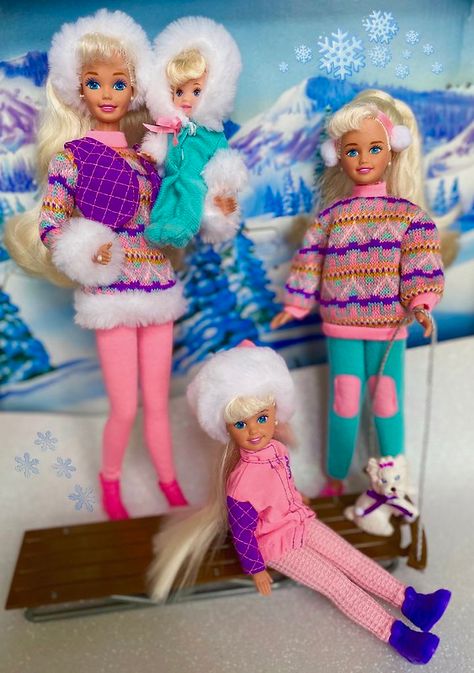 1995 winter holiday barbie set with skipper stacie and kel… | Flickr Barbie Winter Outfits, Winter Barbie, Barbie Winter, Barbie 90s, Barbie Sets, Barbie Skipper, Christmas Barbie, Barbie Stuff, Holiday Barbie