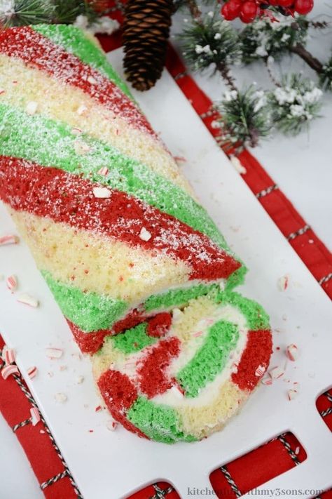 Candy Cane Cake Recipe, Christmas Cake Roll, Candy Cane Cake, Rolled Cake, Jelly Roll Cake, Swiss Roll Cake, Cake Roll Recipes, White Cake Recipe, Patterned Cake