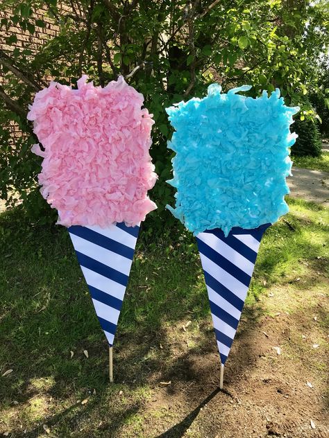 Carnival cotton candy DIY Large Cotton Candy Prop, Carnival Cotton Candy Display, Carnival Theme Parade Float, Cotton Candy Decorations Diy, Circus Theme Homecoming Float, Homemade Carnival Decorations, Cotton Candy Trunk Or Treat Ideas, Easy Carnival Decorations, Cotton Candy Holder Stand Diy