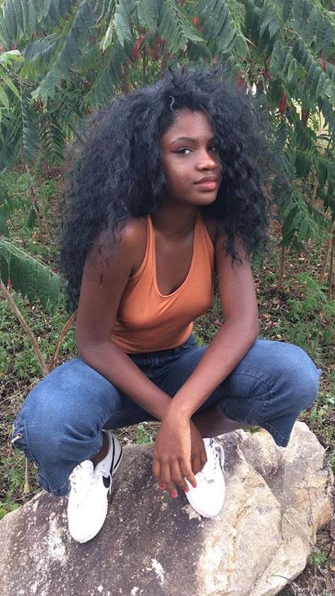 Dark Skin Beauty, Dark Skin Women, Negroni, Amazing Ideas, African Beauty, Dark Beauty, Black Girls Hairstyles, Black Is Beautiful, Pretty Woman