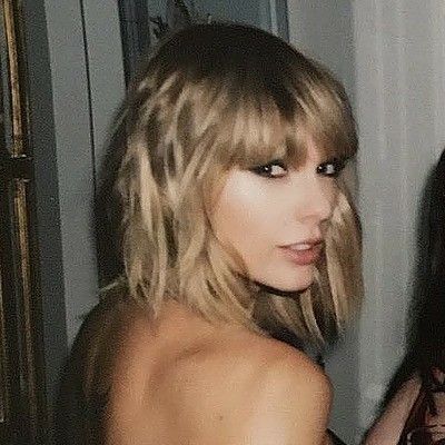 Unseen Pictures Of Taylor Swift, Taylor Swift Unseen Photos, Taylor Swift Short Hair, Miss Americana, Taylors Version, Estilo Taylor Swift, Long Live Taylor Swift, Swift 3, Live Taylor