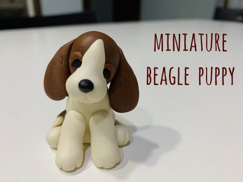 Learn how to model clay figurines. Easy to follow tutorials. To watch the full video click on the image. Polymer Clay Beagle, Easy Clay Dog Step By Step, Puppy Clay Art, How To Make A Clay Dog Easy, Clay Dog Tutorial, Dog Out Of Clay, Easy Clay Animals For Kids, Cat Out Of Clay, Cat Ornaments Diy