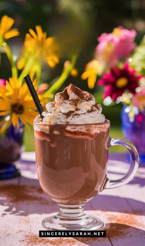 Warm up your winter nights with a cozy cup of Spiked Hot Chocolate. This indulgent drink takes the comforting richness of classic hot chocolate and adds a Fall Cocktails Easy, Matcha Overnight Oats, Cocktail Cupcakes, Mango Chia Pudding, Spiked Hot Chocolate, Classic Hot Chocolate, Pineapple Cocktail, Cozy Drinks, Cup Of Hot Chocolate