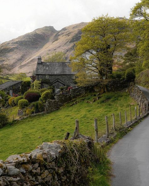 Chris Hayward | Edensor • Derbyshire This gorgeous little Peak District Village has the perfect countryside views and one of my favourite UK places to… | Instagram Countryside Village, England Aesthetic, England Countryside, Instagram Direct, Countryside House, British Countryside, Peak District, London Calling, Village Life