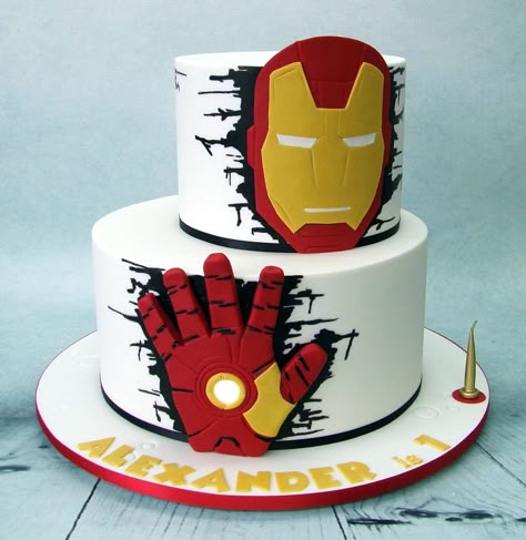 Ironman Birthday Cake, Iron Man Birthday Party Ideas Decoration, Iron Man Fondant, Iron Man Birthday Party Ideas, Iron Man Cake Ideas, Man Cake Ideas, Ironman Birthday, Iron Man Birthday Party, Iron Man Cake