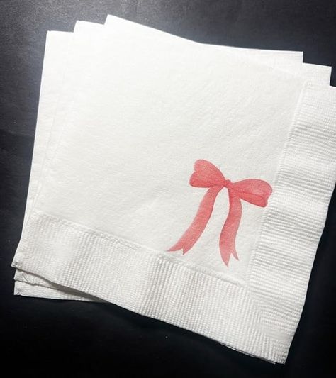 Amazon.com: Generic Pink Bow Baby Shower Itâ€™s a Girl Pink Girl Baby Shower_ - Luncheon Napkins Set of 25, White : Home & Kitchen Baby Shower Cocktails, Baby Shower Luncheon, Bow Theme, Charlotte Baby, Bow Baby Shower, Bff Poses, Pink Showers, Baby Shower Napkins