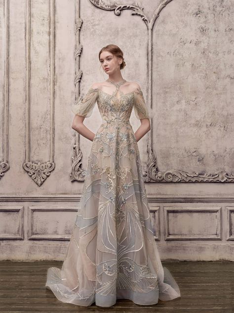 The 12 Top Bridal Trends For Spring 2022 Include 'Bridgerton' Inspiration and Wedding Nap Dresses - Fashionista The Atelier Couture, Kasut Pengantin, Extra Dresses, Couture Bridal, Costume Drama, Fairytale Dress, Bridal Fashion Week, Fantasy Dress, Wedding Inspirations