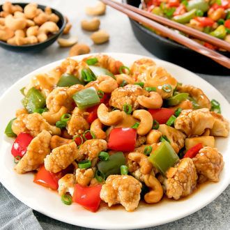 Cashew Cauliflower, Vegetarian Recepies, Cauliflower Recipe, Cashew Chicken, Iron Chef, Baked Cauliflower, Chicken Dish, Honey Garlic Chicken, Hoisin Sauce