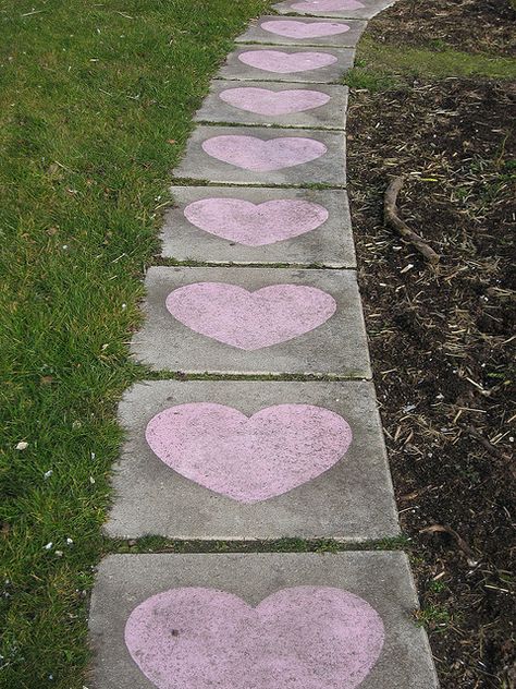 Sidewalk Chalk. I'm so going to do this up my driveway for when the kids get home off of the bus!! Lovecore Aesthetic, Heart Day, I Love Heart, Sidewalk Chalk, My Funny Valentine, Images Esthétiques, Kwanzaa, Romantic Valentine, Pink Hearts