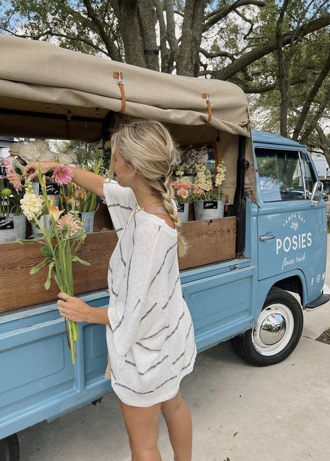 Boba Business, Flower Trailer, Natalie Zacek, Flower Van, Plant Business, Beach 2024, Bar Trailer, Hibiscus Garden, Mobile Cafe