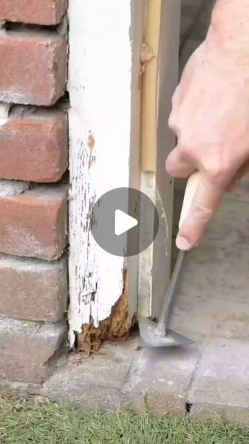 Construction Repair, Easy Diy Hacks, Wood Repair, Plan For Life, Hout Diy, Carpentry Skills, Woodworking Project Plans, Carpentry Diy, Awesome Videos