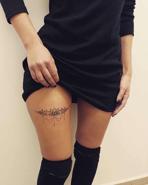 Thigh Tatoo Women 2 Tattoo Bein Frau, Lace Thigh Tattoos, Front Thigh Tattoos, Thigh Garter Tattoo, Thigh Band Tattoo, Upper Thigh Tattoos, Thigh Band, Garter Tattoo, Tattoo Placement Ideas