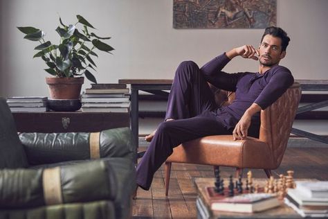 David Gandy reveals the man behind the fashion icon - and those tighty whities - Mirror Online Mens Loungewear Fashion, Best Weighted Blanket, Designer Loungewear, Stylish Pajamas, Chair Pose, Fashion Tips For Men, Loungewear Fashion, Lounge Outfit, Super Model