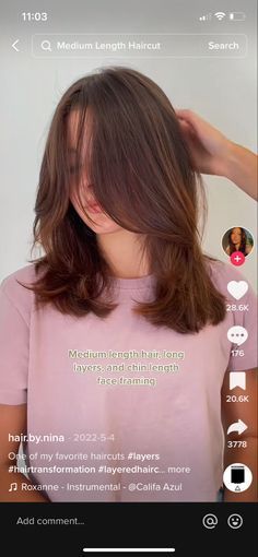 Shoulder Length Hair Face Framing Layers Middle Part, Chin Length Curtain Bangs Medium Hair, Mid Length Brown Haircut, Mid Haircut For Women Round Face, Hair Inspo For Oval Face, Mid Layered Haircuts Round Faces, Short Hair With Face Framing Layers Shoulder Length, Mid Length Hair With Layers Brunette, Mid Length Haircut For Round Faces