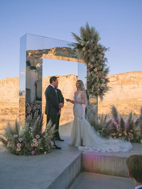 Amangiri Utah, Utah Desert, Most Romantic Places, Desert Wedding, Green Wedding Shoes, Utah Weddings, Wedding Weekend, Wedding Moments, Wedding Planners