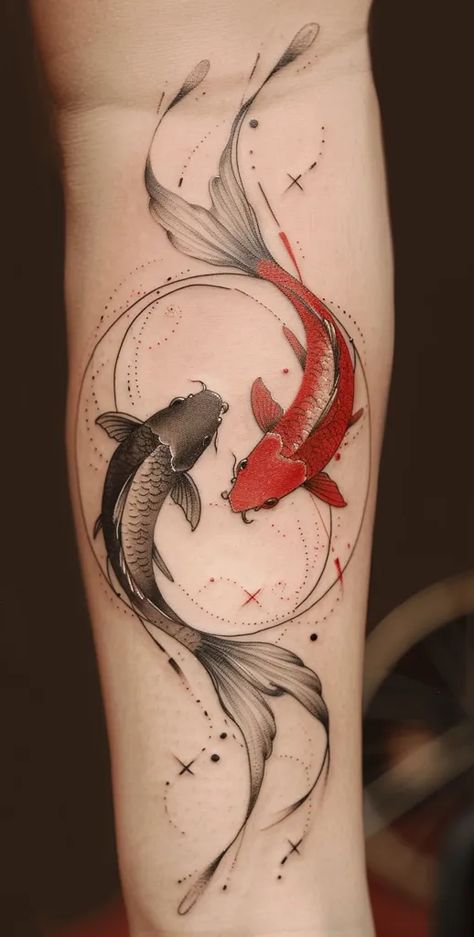 The image depicts a tattoo of two koi fish in a circle. Back Of Arm Tattoo Men Sleeve, Tato Fish, Koi Neck Tattoo, Pieces Koi Fish Tattoo, Koi Fish Circle Tattoo, Back Tattoo Koi Fish, Coral Fish Tattoo, Koi Carp Tattoo Design, Koi Fish Knee Tattoo