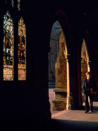 Clifton College, Boarding School Aesthetic, Chaotic Academia, Hogwarts Aesthetic, Dead Poets Society, Magic School, Dark Academia Aesthetic, Boarding School, The Secret History