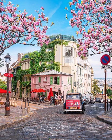 Travel Places on Instagram: “Cute @places in France 🇫🇷 🚘  Cc: @saaggo” Spring In Paris, Montmartre Paris, France Photos, Paris Photo, Destination Voyage, Paris Photos, Montmartre, Paris Travel, France Travel