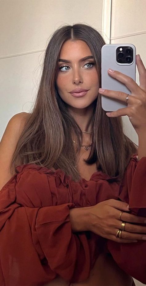 Cool Tone Brown Hair, Rich Brown Hair Color, Medium Brunette Hair, Rich Brown Hair, Hair Color For Dark Skin, Rambut Brunette, Honey Brown Hair, Hair Color Chocolate, Brown Hair Looks