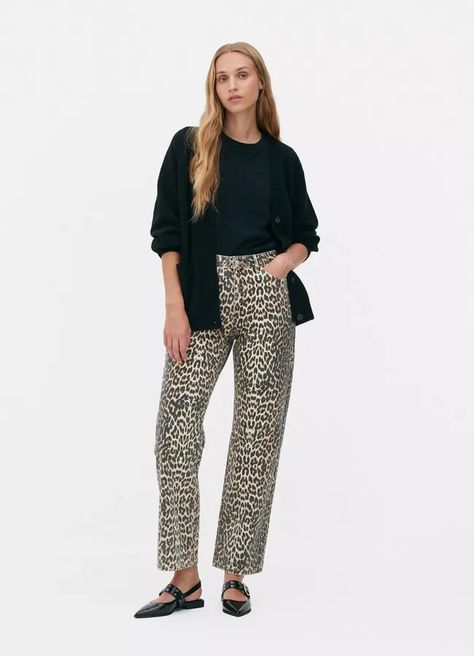 Leopard Print Jeans Primark Store, Leopard Print Jeans, Print Jeans, Glad Rags, Printed Jeans, Casual Dinner, Brown Leopard, Black Tshirt, Pretty Outfits