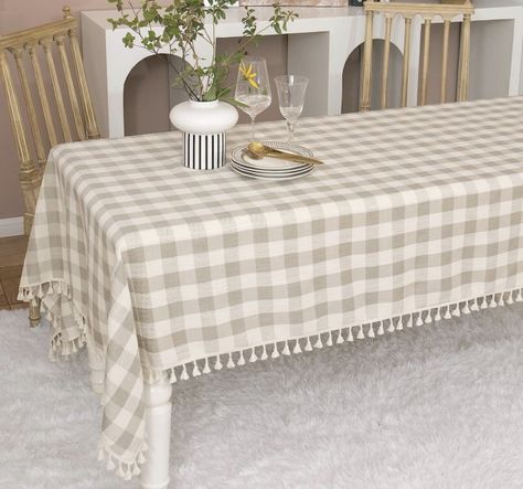 Farmhouse Checkered Square Tablecloth-Cotton Buffalo Plaid. This post contains affilliate link #farmhousedecor #farmhousefalldecor Dining Room Tablecloth, Farmhouse Tablecloths, Gingham Tablecloth, Picnic Tablecloth, Kitchen Tablecloths, Checkered Tablecloth, Plaid Tablecloth, Dining Restaurant, Party Table Cloth