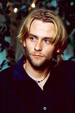 Joe Anderson Joe Anderson Actor, Paranormal Activity 3, Joe Anderson, British Icons, Sewer System, Magnus Chase, Paranormal Activity, Across The Universe, Cars 2