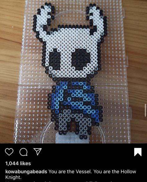 Perler Bead Pokemon Patterns, The Hollow Knight, Hama Art, Modele Pixel Art, Pixels Art, Pokemon Pattern, Easy Pixel Art, Geek Crafts, Diy Perler Bead Crafts