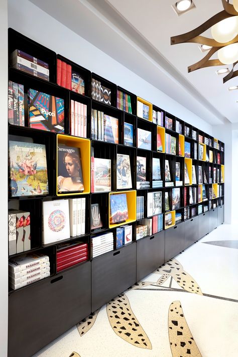 06 taschen store milano19430 Bookstore Design, Custom Bookshelves, Marc Newson, Luxe Interiors, Retail Interior, Library Design, Top Interior Designers, Store Interior, Home Library