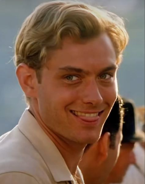 The Talented Mr Ripley Dickie, Talented Mr Ripley Jude Law, Jude Law Holiday, Jude Law The Talented Mr Ripley, Jude Law Talented Mr Ripley, The Talented Mr Ripley Aesthetic, Jude Law 90s, Talented Mr Ripley Aesthetic, Jude Law The Holiday