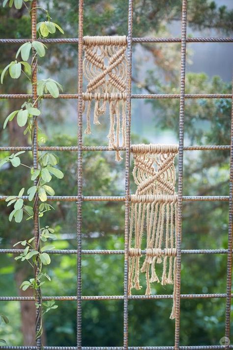 Yard art by Andy N Jute Macrame, Simple Macrame, Have Inspiration, Macrame Ideas, Garden Art Diy, Macrame Projects, Macrame Design, Land Art, Macrame Diy