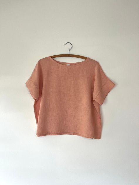 FoundPathGoods - Etsy Linen Tops, Linen Top Women, Linen Shirts Women, Boxy Top, Linen Tee, Linen Tshirts, Winter Recipes, Boxy Tee, Linen Top