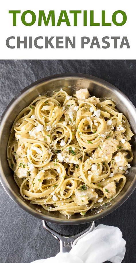 Roasted tomatillos, onion, and garlic pureed to make a silky pasta sauce. This tomatillo chicken pasta is a delicious way to shake-up your pasta-for-dinner night this week. Chicken Recipes Pasta, Tomatillo Chicken, Tomatillo Recipes, Sauce For Pasta, Homemade Pesto Sauce, Dinner Recipes Chicken, Dinner Night, Recipe Dinner, Pasta Dinner Recipes