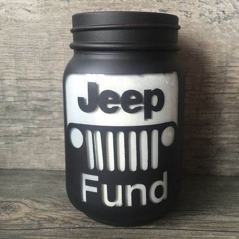 Cars For Girls, Auto Jeep, Jimny Suzuki, Dream Cars Jeep, Wine Bottle Diy Crafts, Jeep Lover, Mason Jar Crafts Diy, Wine Bottle Diy, Jeep Accessories