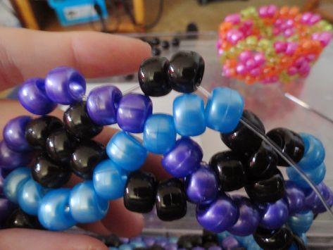 Kandi Jewelry, Dna Helix, Pony Bead Projects, Pony Bead Crafts, Kandi Kid, Kandi Cuff, Kandi Patterns, Bead Projects, Kandi Bracelets