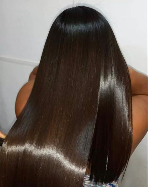 Glossy Long Hair, Glossy Hair Aesthetic, Long Glossy Hair, Beautiful Straight Hair, Glass Hair Aesthetic, Silky Hair Aesthetic, Shiny Hair Aesthetic, Layers Unstyled, Hair Growth Aesthetic