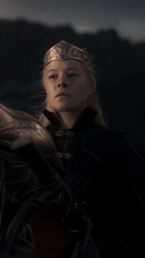 Rhaenyra Targaryen Lockscreen, Older Rhaenyra Targaryen, Rhaenerya Targaryen, Rhaenyra Targaryen Wallpaper, Targaryen House, Queen Rhaenyra, Dragon Icon, Dragon House, Foto Top