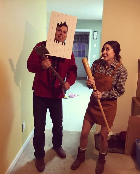 The Shining Halloween Costume The Shining Halloween Costume, Shining Halloween Costume, The Shining Halloween, Movie Couples Costumes, Scary Couples Costumes, Voodoo Doll Costume, Cool Couple Halloween Costumes, Chucky Tiffany, Costumes 2023