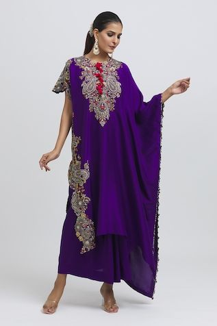 Anamika Khanna | Designer Sarees, Lehengas, Kurta Sets Online Rakhi Outfits, Latest Kaftan Styles, Latest Kaftan Designs, Summer Coord, Purple Kaftan, Rakhi 2024, Cotton Suit Designs, Bead Applique, Kaftan Styles