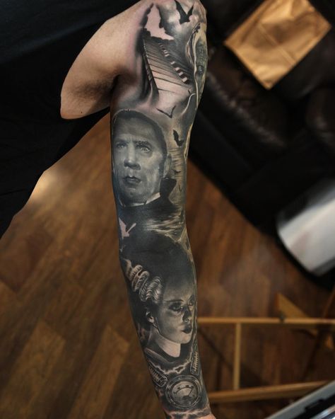 Vintage Universal monsters horror sleeve by Rich Pineda (@ richiebon) Vintage Horror Tattoo Sleeve, Universal Monsters Tattoo Sleeve, Classic Monster Tattoo, Vintage Horror Tattoo, Horror Sleeve Tattoo, Universal Monsters Tattoo, Monsters Tattoo, Monster Tattoos, Universal Monsters Art