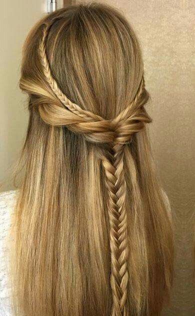 Peasant Hairstyles, Targaryen Hairstyles, Viking Hairstyle, Starfall Ball, Wedding Jumpsuits, Viking Hairstyles, Medieval Hairstyles, Aesthetic Hairstyles, Viking Hair